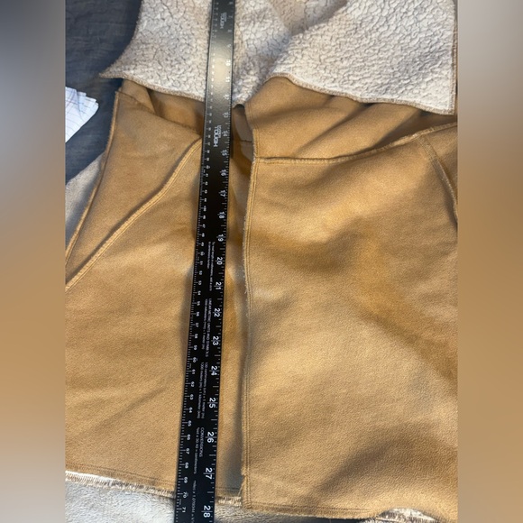 Cherish Faux Suede & Sherpa Tan Shearling Drape Front Moto Vest Jacket Small - Picture 8 of 8